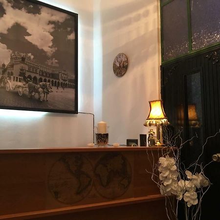 Old Cracow Apartments クラクフ エクステリア 写真