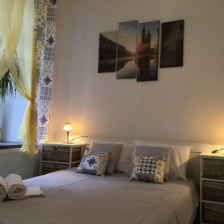 Old Cracow Apartments クラクフ エクステリア 写真