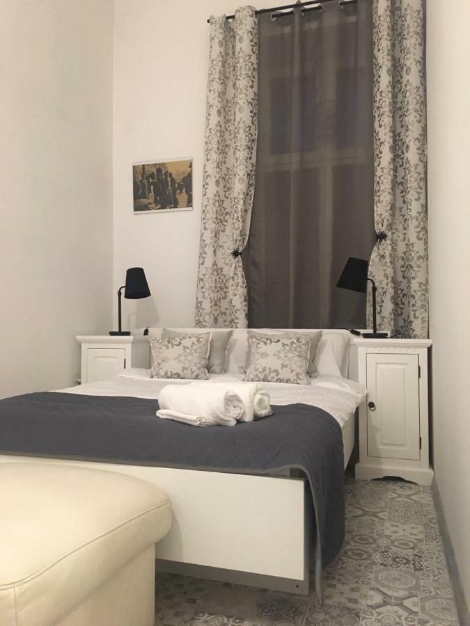 Old Cracow Apartments クラクフ エクステリア 写真